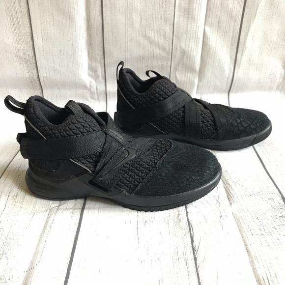 lebron soldier velcro